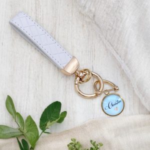 Schlüsselanhänger weiß oder schwarz personalisiert