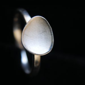 Wunderschöner schlichter Designer Ring Schale unrund 925er Silber Handarbeit